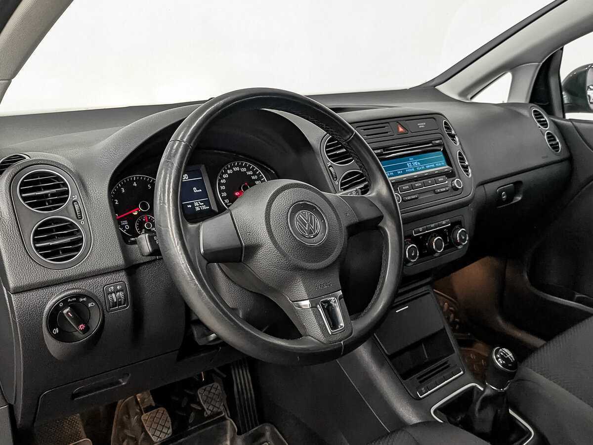 Купить Volkswagen Golf Plus, 2012, 36 733 км, фото №15