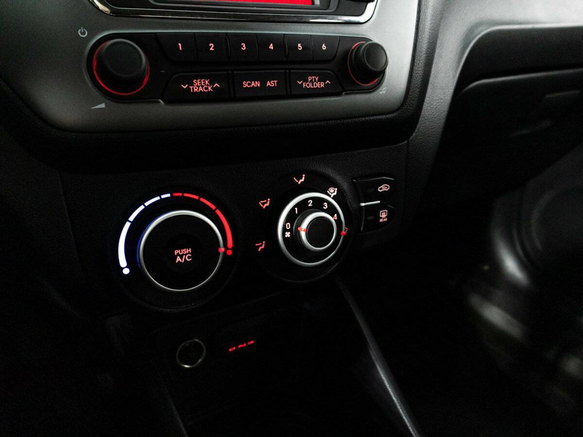 Купить Kia Rio 6-speed, 2014, 107 076 км, фото №16