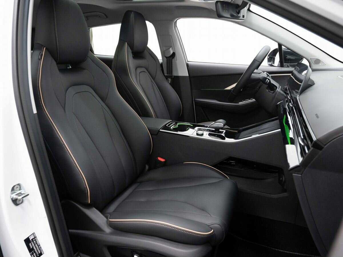 Купить Omoda C5, 2023, 4 225 км, фото №13