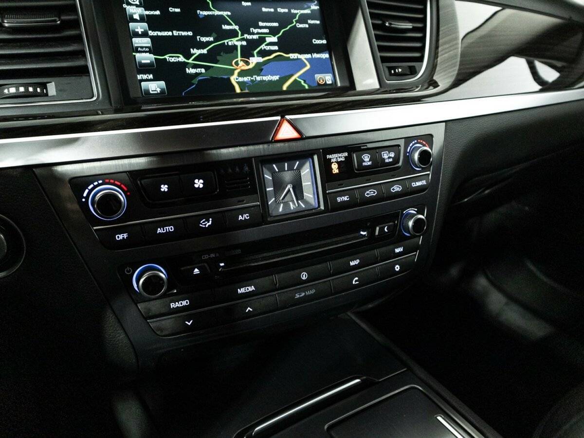 Купить Hyundai Genesis, 2015, 226 614 км, фото №17