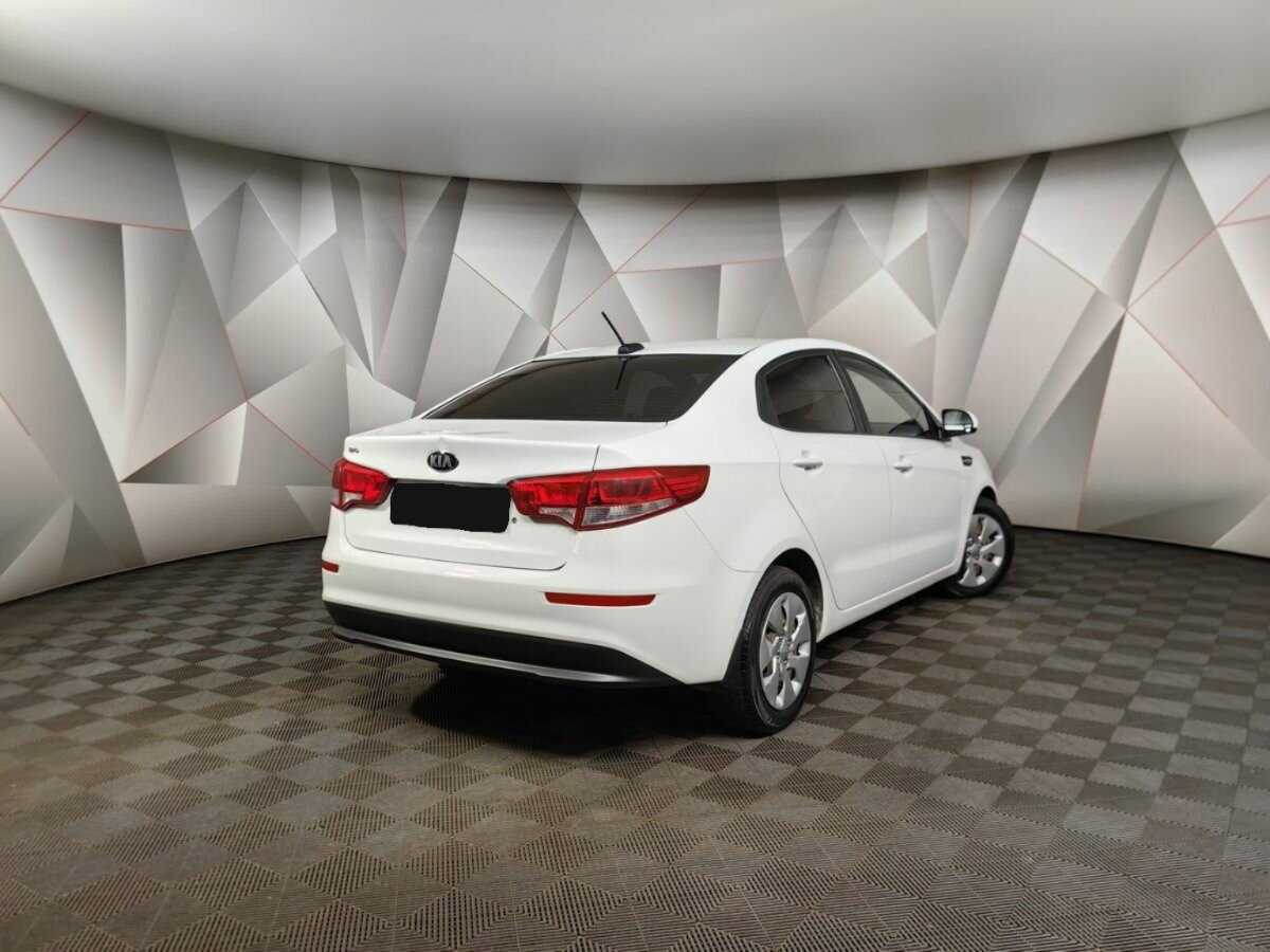 Купить Kia Rio, 2017, 161 785 км, фото №2