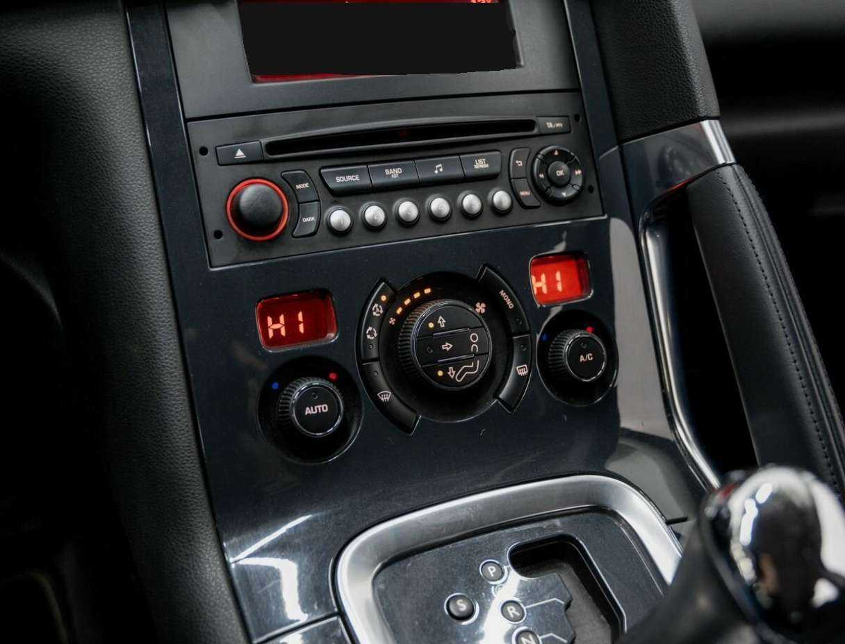 Купить Peugeot 3008, 2014, 239 694 км, фото №19