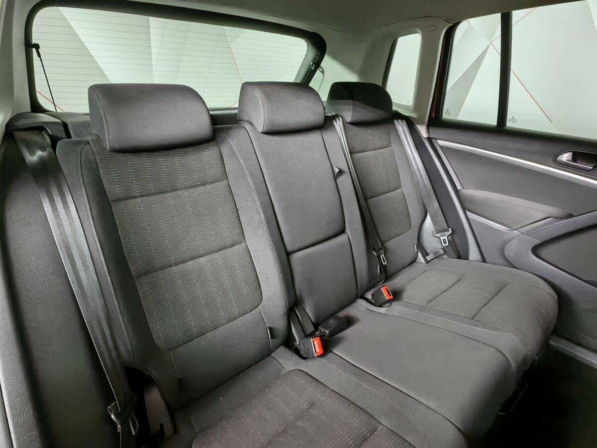 Купить Volkswagen Tiguan, 2012, 326 106 км, фото №13