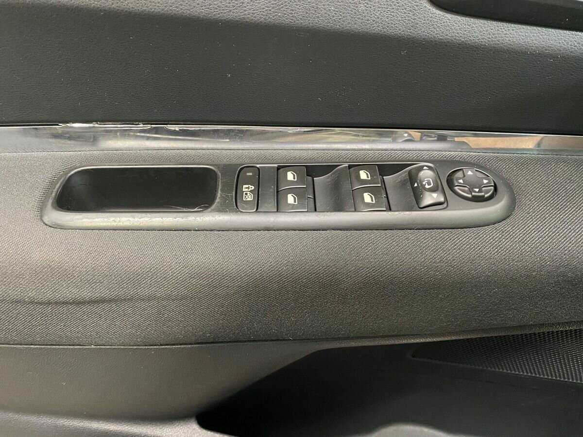 Купить Peugeot 3008, 2012, 203 460 км, фото №15