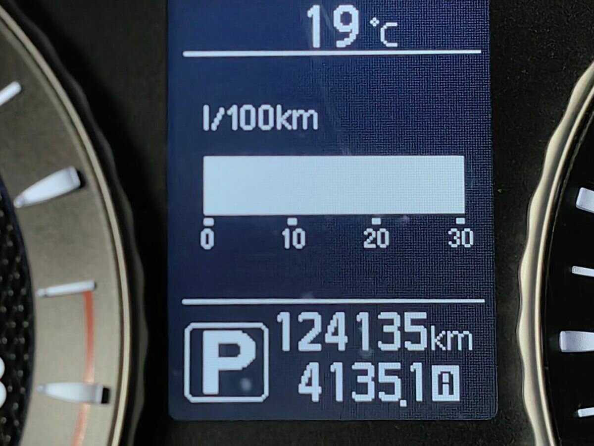 Купить Infiniti Q70, 2016, 124 127 км, фото №17