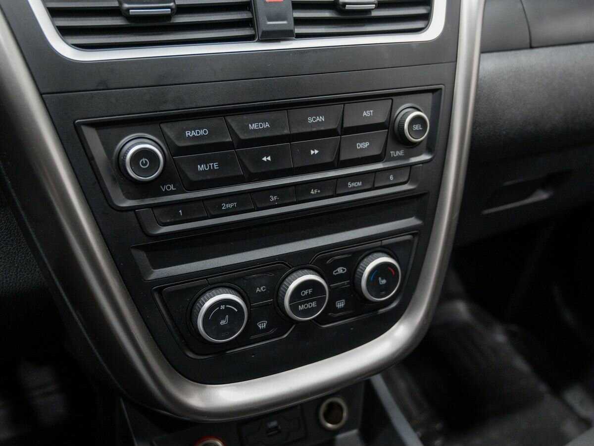 Купить FAW Besturn X80, 2018, 136 000 км, фото №18