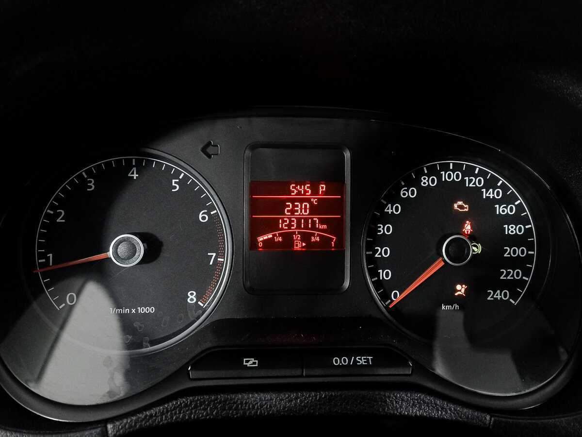 Купить Volkswagen Polo, 2014, 123 067 км, фото №9