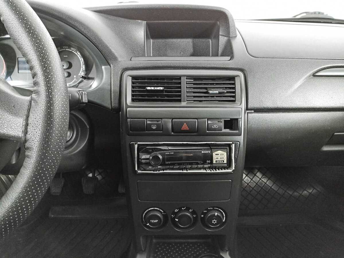 Купить Lada (ВАЗ) Priora, 2016, 129 619 км, фото №13