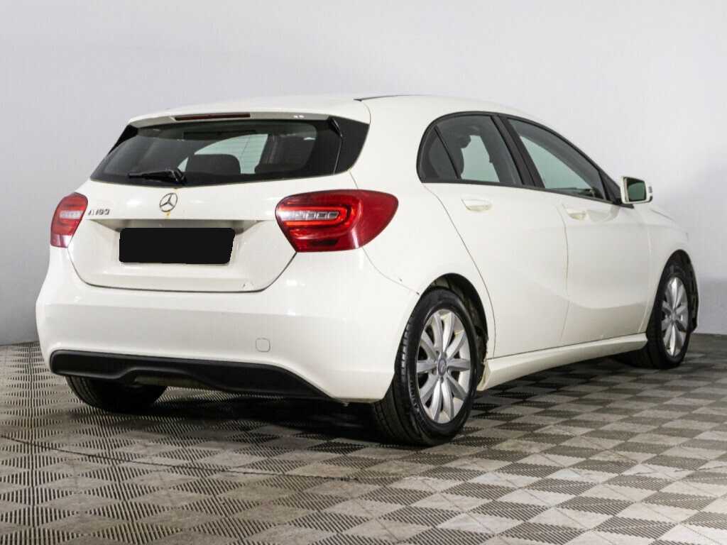Купить Mercedes-Benz A-Класс 180, 2015, 176 482 км, фото №5