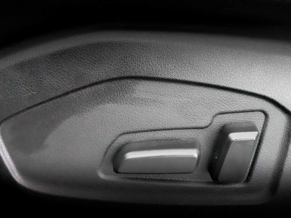 Купить FAW Bestune T77, 2021, 39 411 км, фото №19