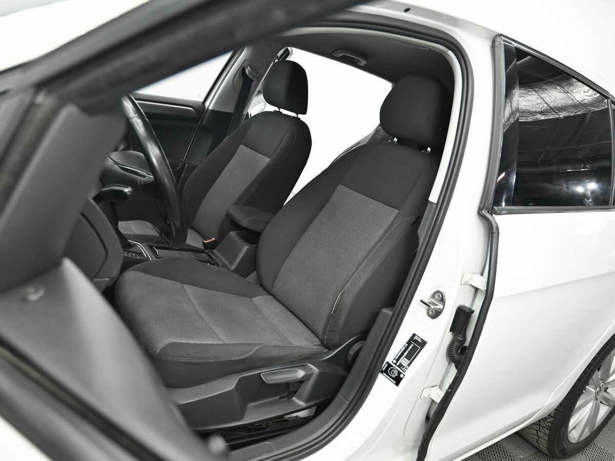 Купить Volkswagen Golf, 2013, 180 500 км, фото №5