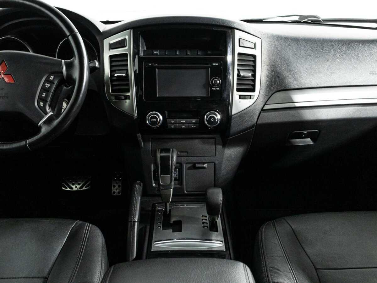 Купить Mitsubishi Pajero, 2015, 136 492 км, фото №12