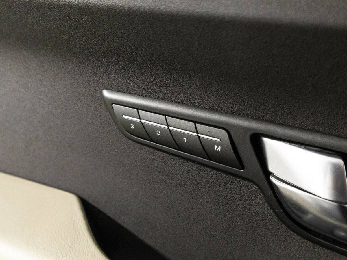 Купить Land Rover Range Rover Evoque 6-speed, 2012, 126 329 км, фото №17