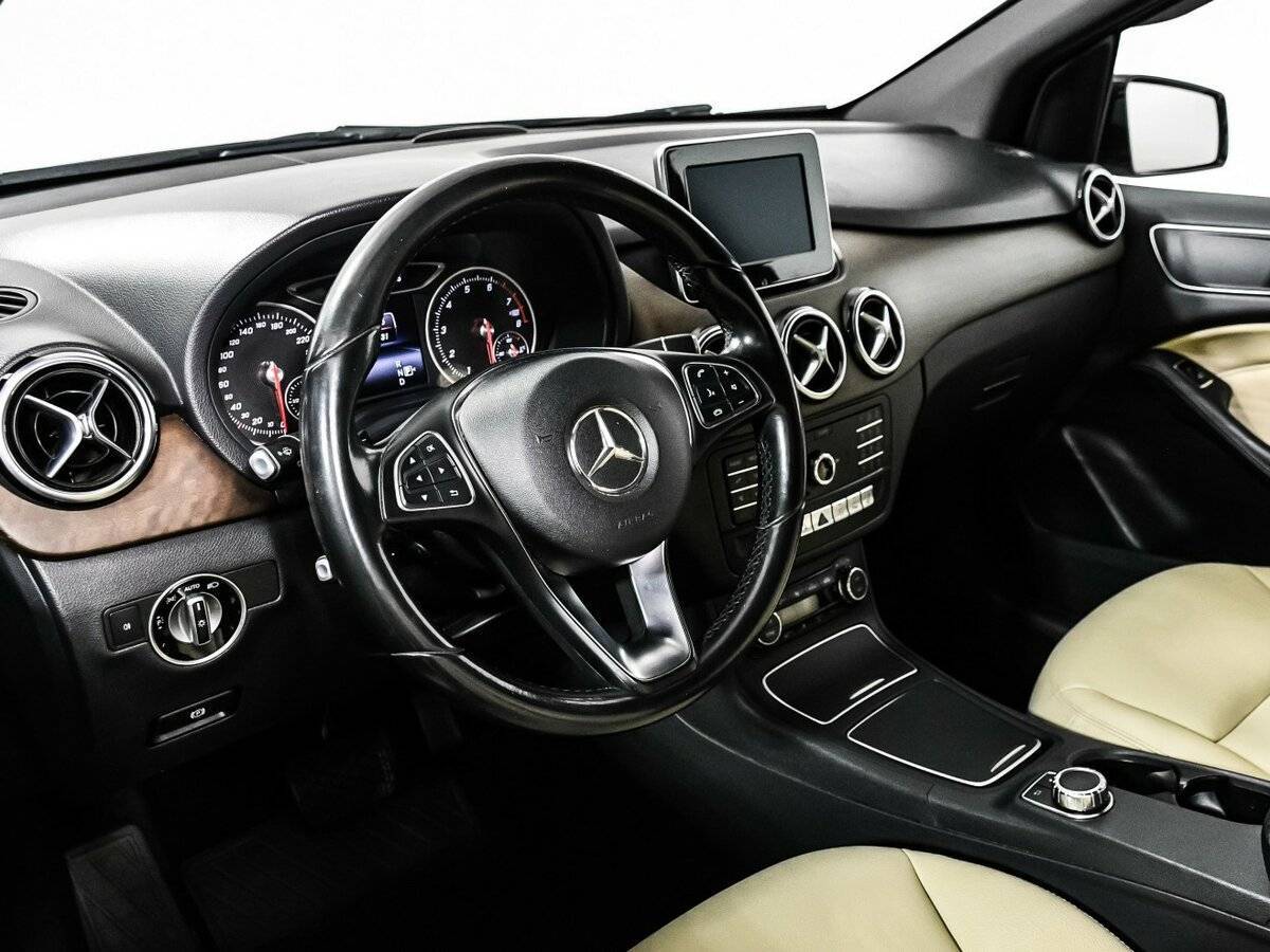 Купить Mercedes-Benz B-Класс 180, 2015, 114 529 км, фото №12