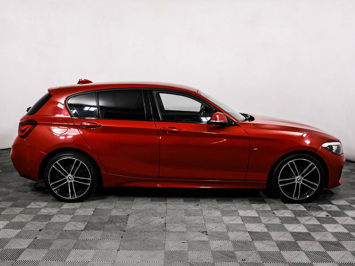Купить BMW 1 серии 118i, 2018, 89 400 км, фото №4