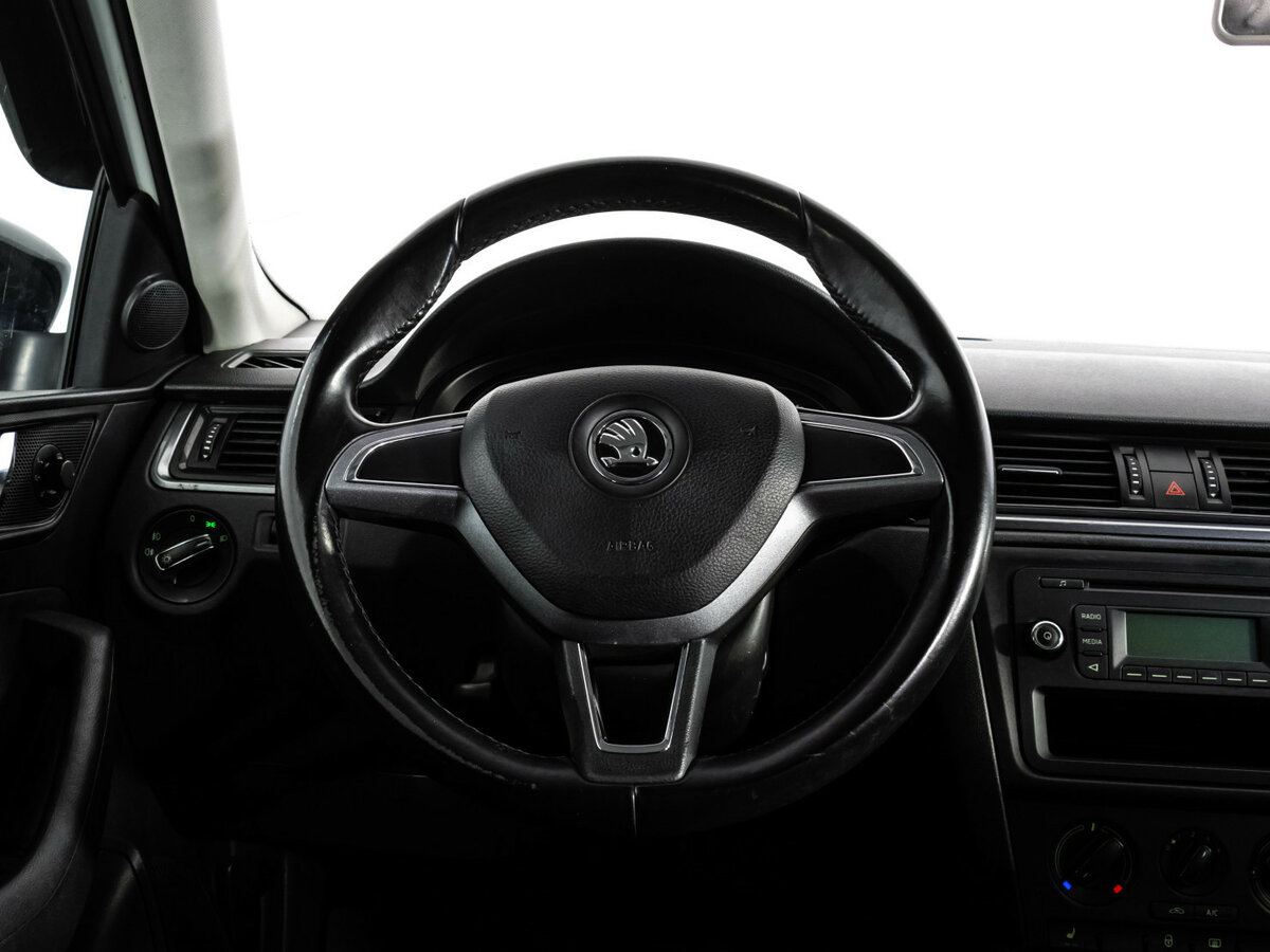 Купить Skoda Rapid I, 2015, 122 373 км, фото №9