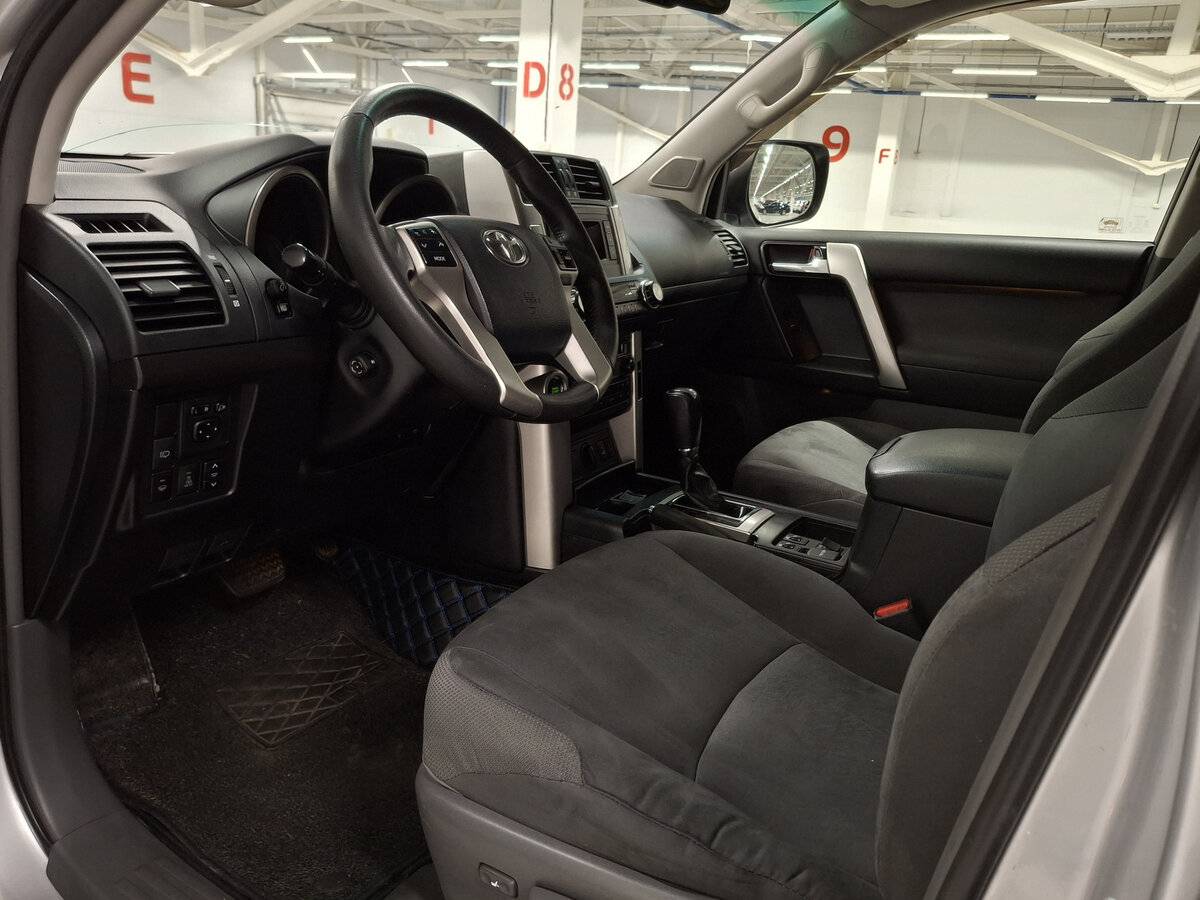 Купить Toyota Land Cruiser Prado 150 Series, 2012, 189 262 км, фото №16