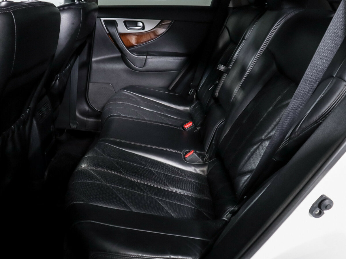 Купить Infiniti FX30d II (S51) Рестайлинг, 2012, 186 897 км, фото №8