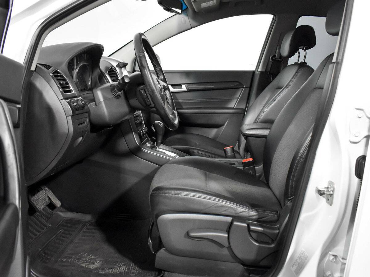 Купить Chevrolet Captiva I Рестайлинг 2, 2013, 149 000 км, фото №8