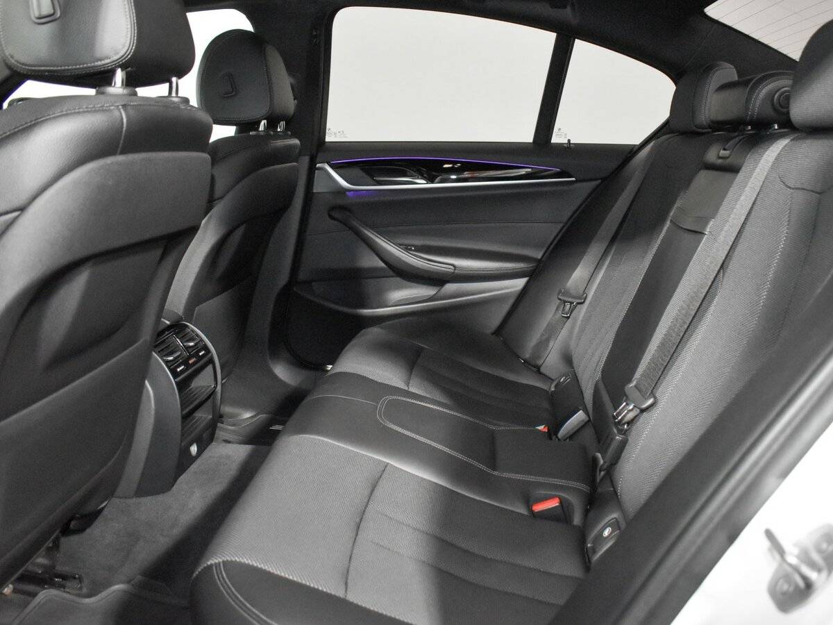Купить BMW 5 серии 520d VII (G30/G31), 2017, 150 172 км, фото №11