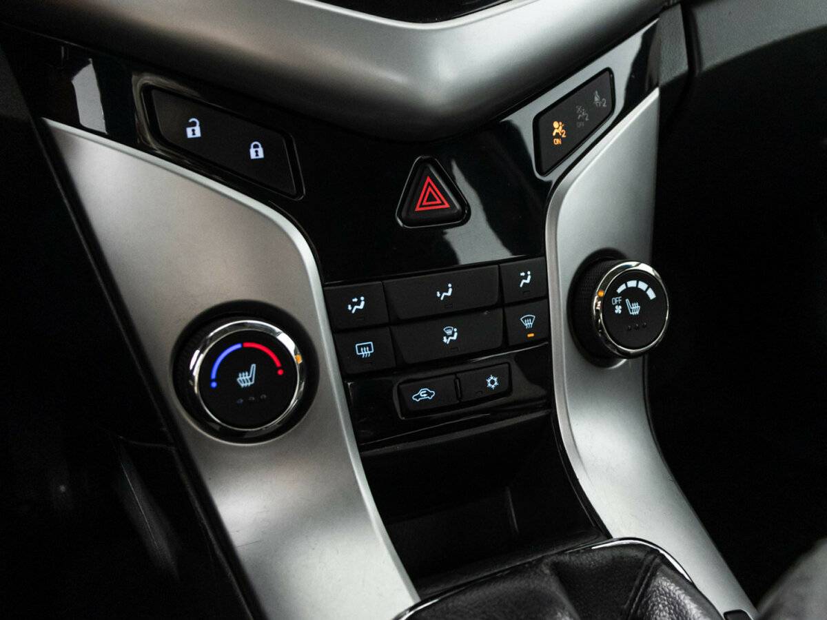 Купить Chevrolet Cruze I Рестайлинг, 2012, 194 357 км, фото №15