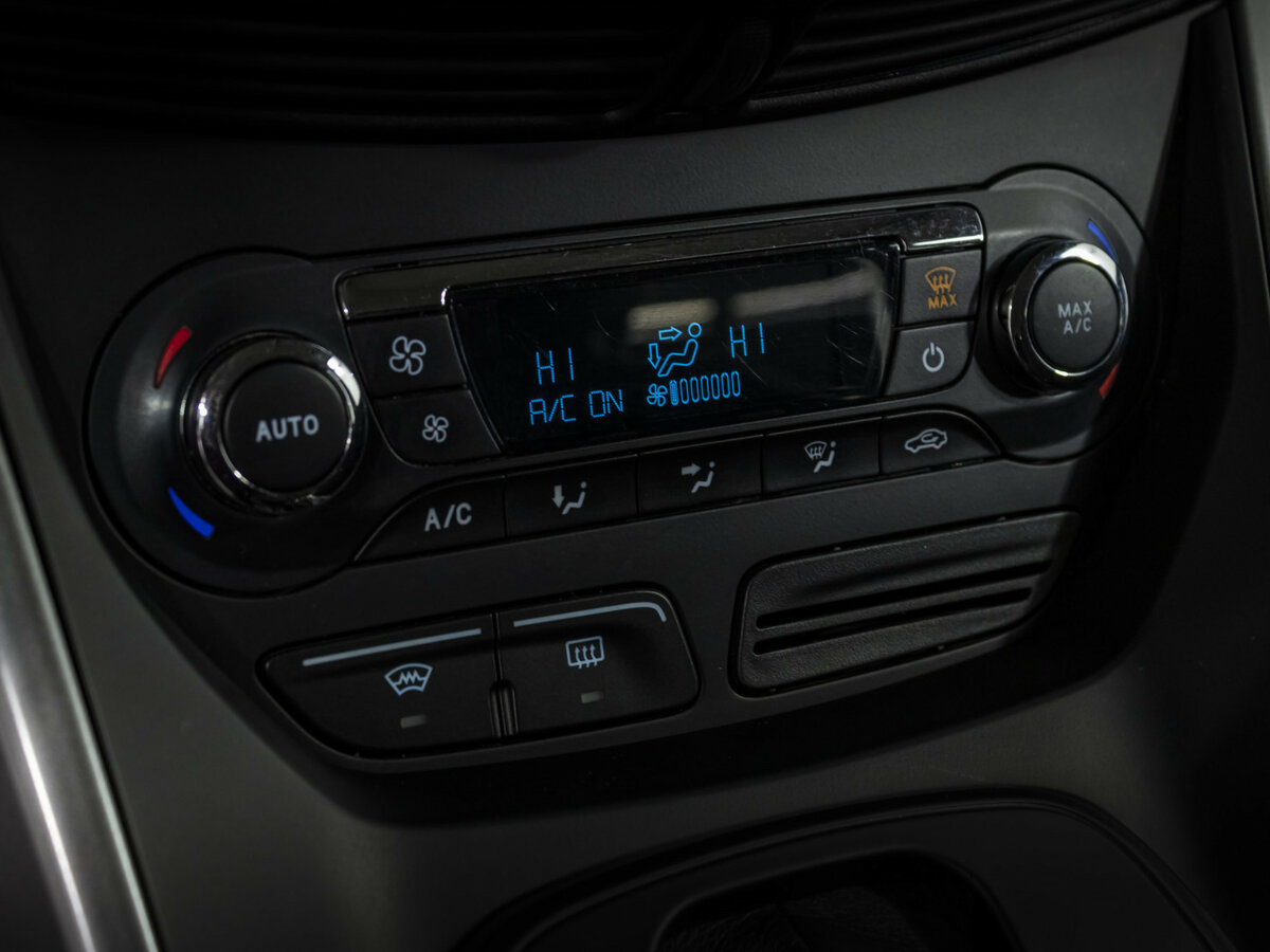 Купить Ford Kuga II, 2015, 120 703 км, фото №13