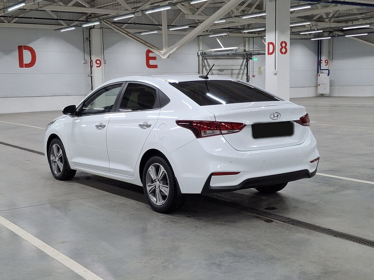 Купить Hyundai Solaris II, 2017, 51 103 км, фото №7