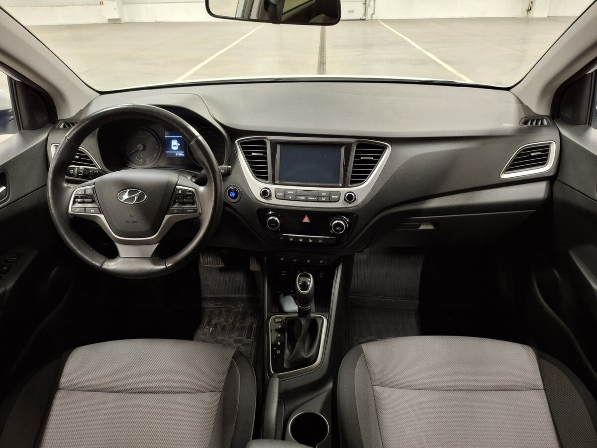 Купить Hyundai Solaris II, 2017, 51 103 км, фото №14