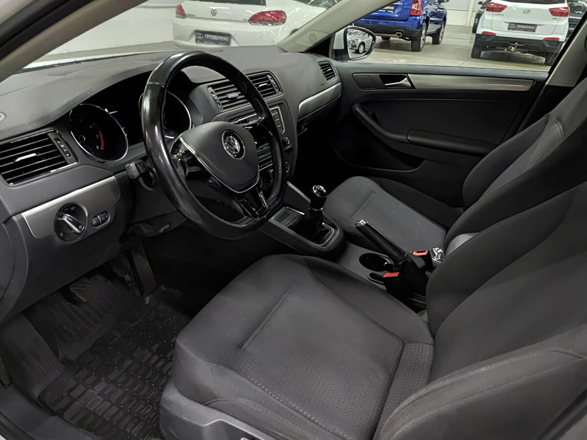 Купить Volkswagen Jetta VI Рестайлинг, 2016, 138 933 км, фото №15