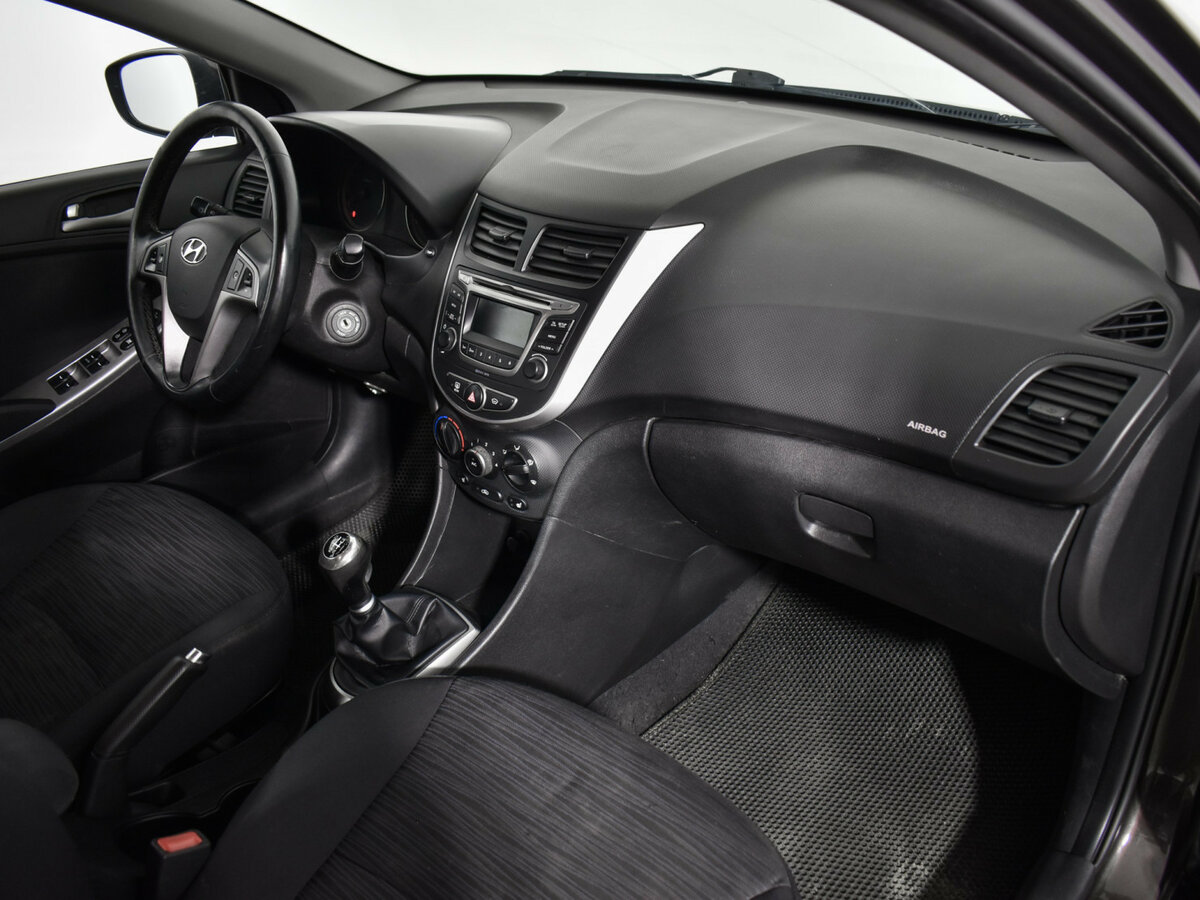 Купить Hyundai Solaris I Рестайлинг, 2016, 147 744 км, фото №12