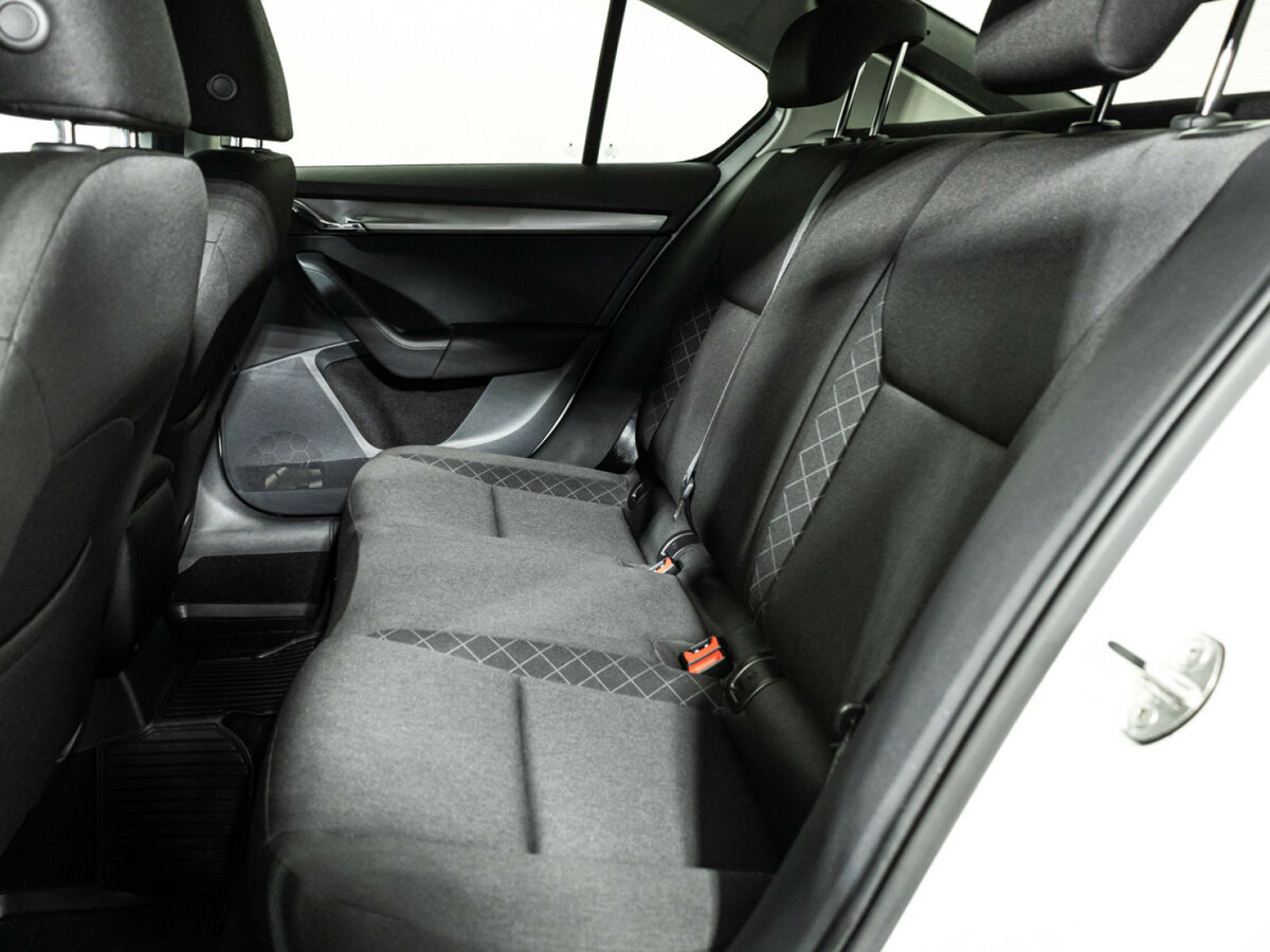 Купить Skoda Octavia III (A7) Рестайлинг, 2018, 40 012 км, фото №8